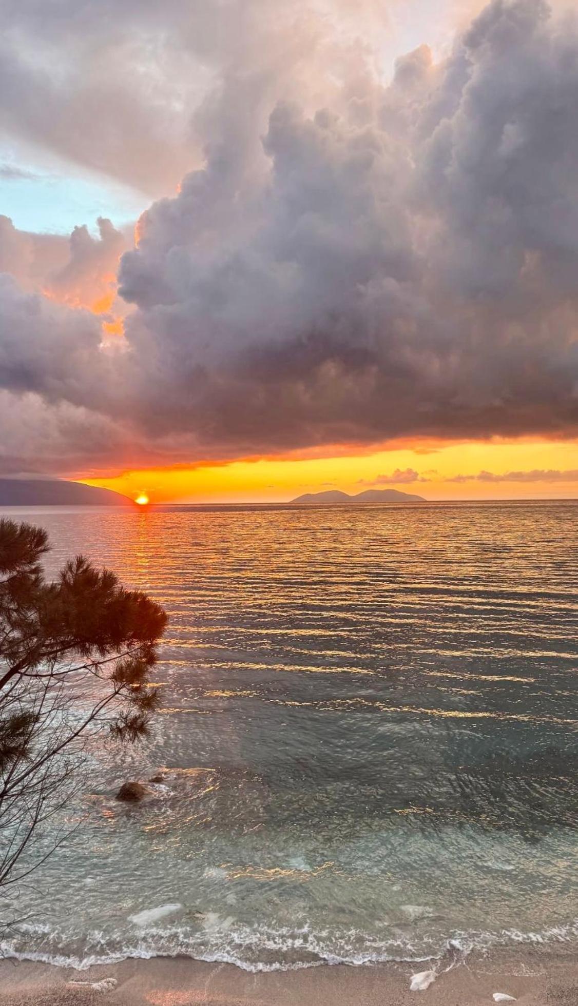 Hotel Lungomare Avlonya Dış mekan fotoğraf
